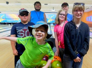 kids bowling